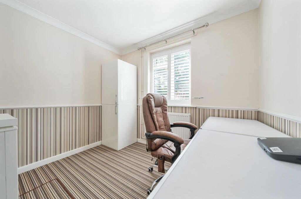 1321383-2-686f7de...