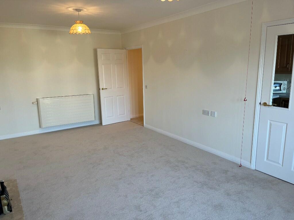 Flat 43