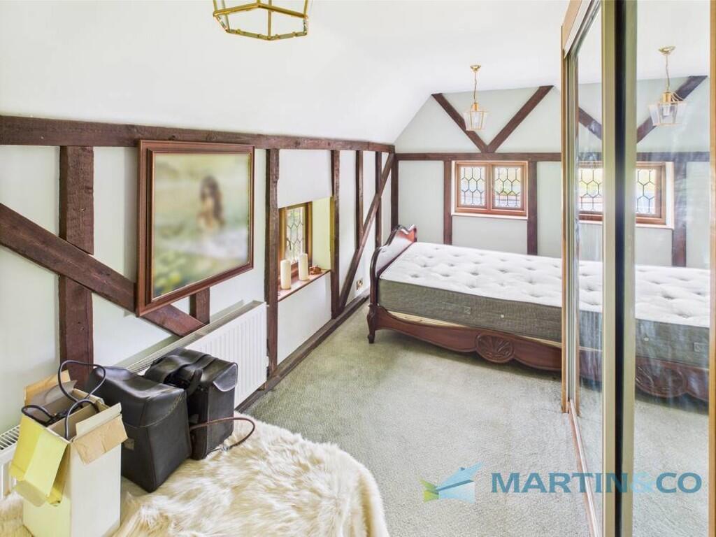 CAM02145G0-PR0061...