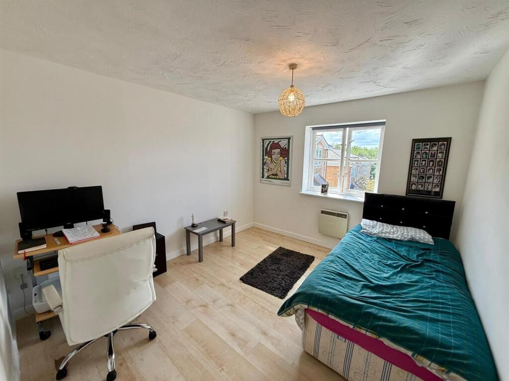 Bedroom 3.jpg
