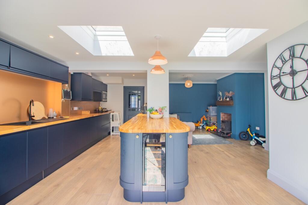 KitchenDiner2