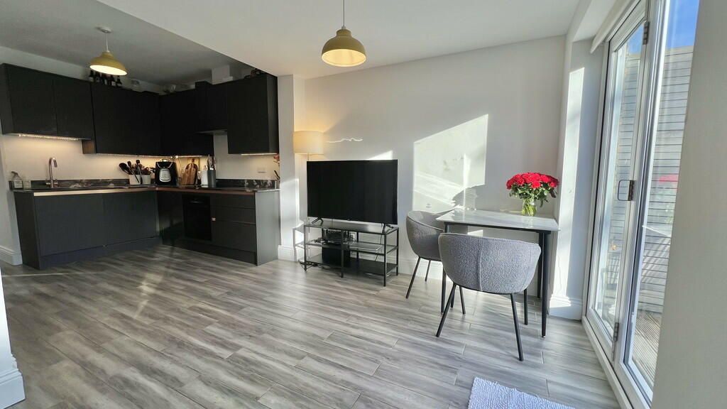Dining Room - Kit...