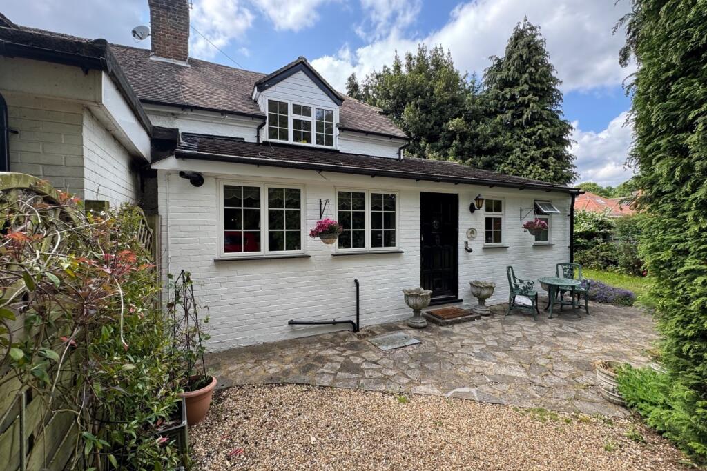 Mill House Lane, Egham, Surrey, TW20