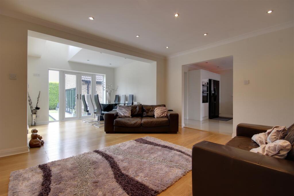 Day Room/Dining Room