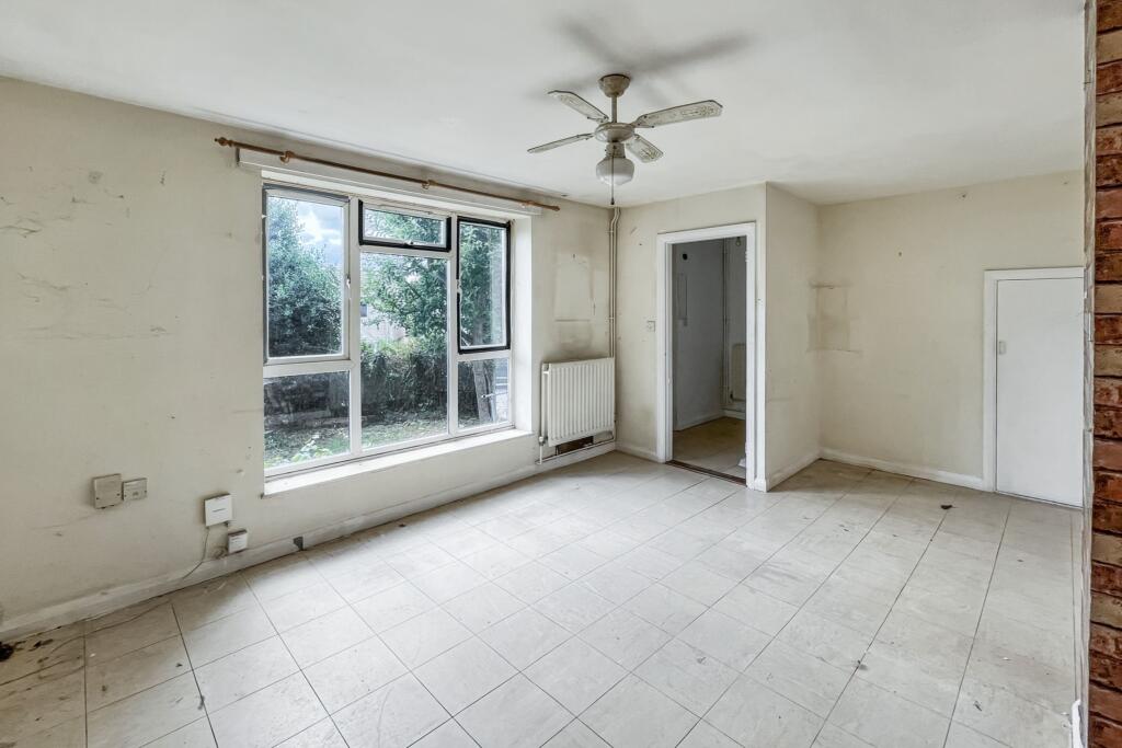 121 Halcot Avenue, Bexleyheath, DA6 7QA
