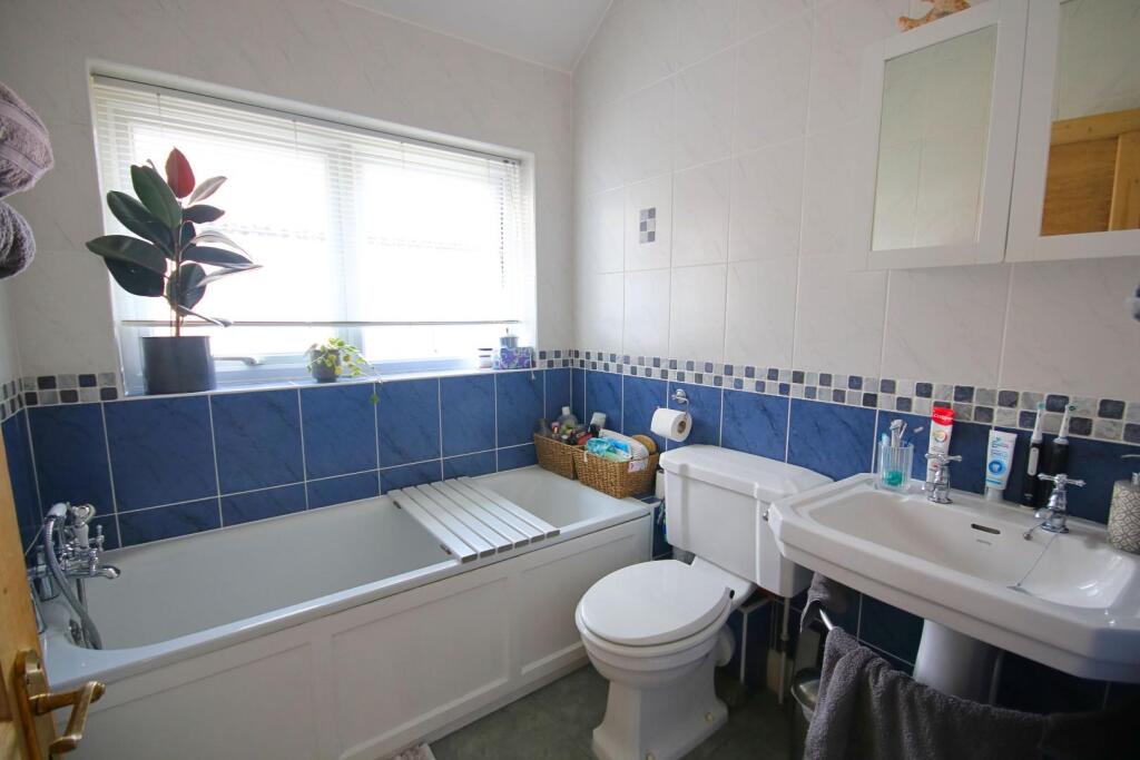 bath1.jpg