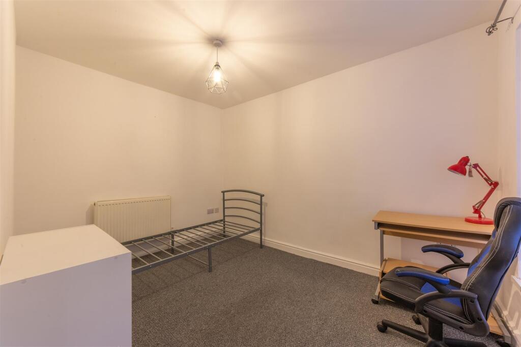 21 Balmond Terrace-3.jpg