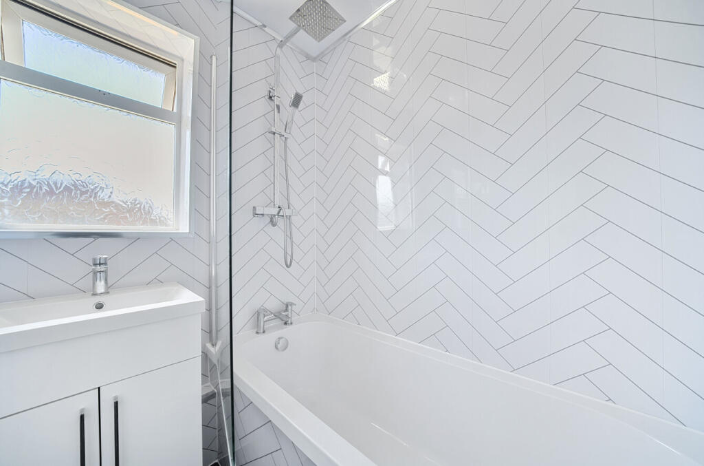 1290716416827558c346b5arw