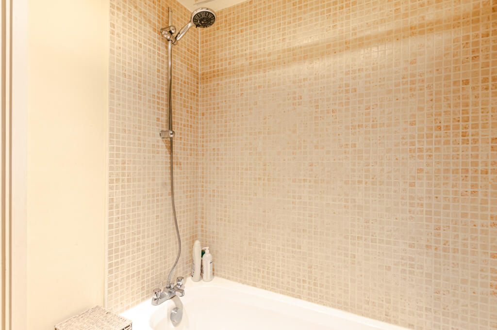 bathroom2
