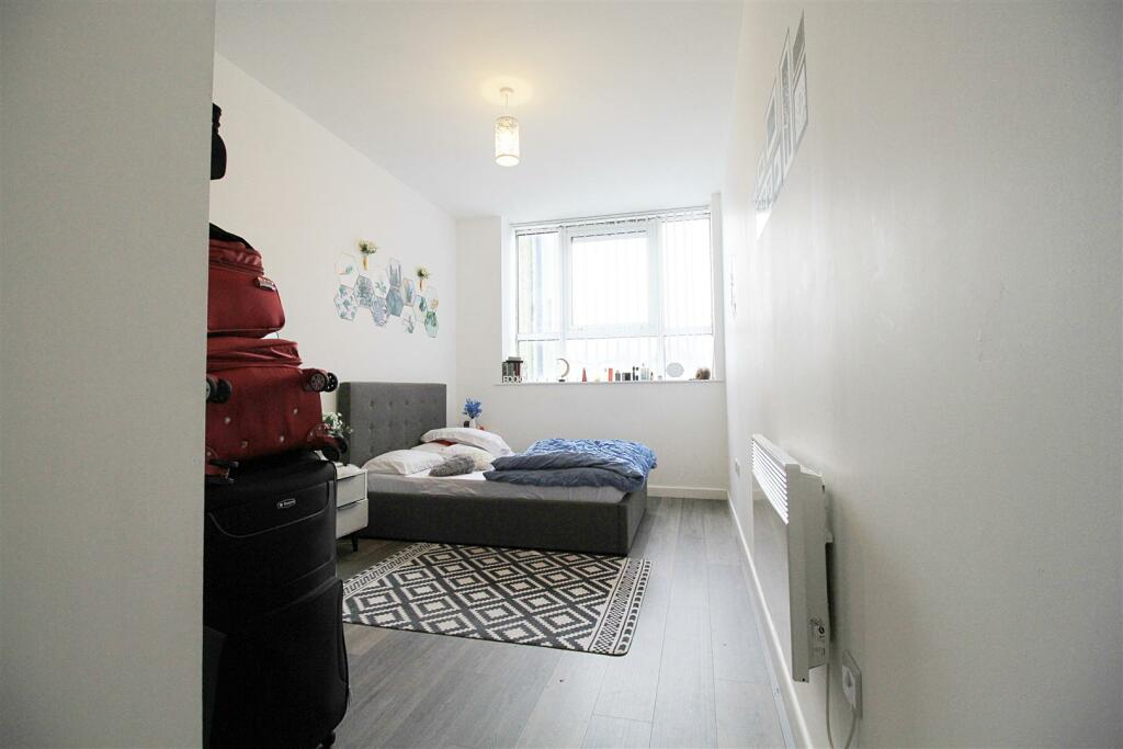 Bedroom.jpg