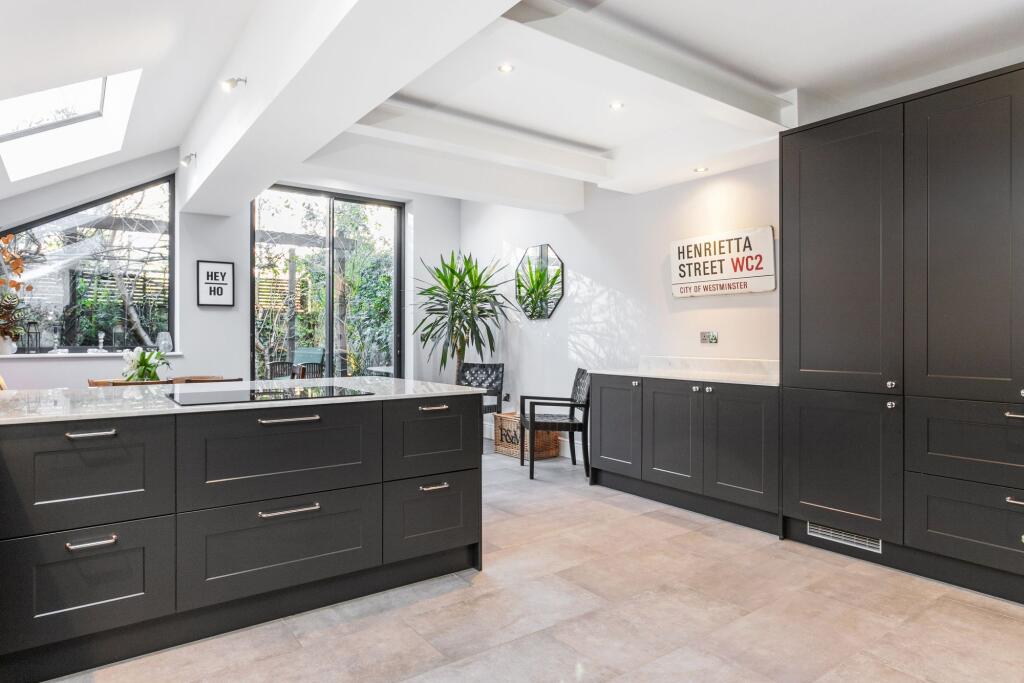 Open Plan Living / Dining Room