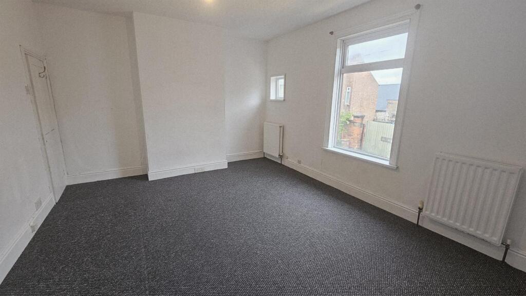 WhatsApp Image 2025-09-19 at 09.22.14 (3).jpeg