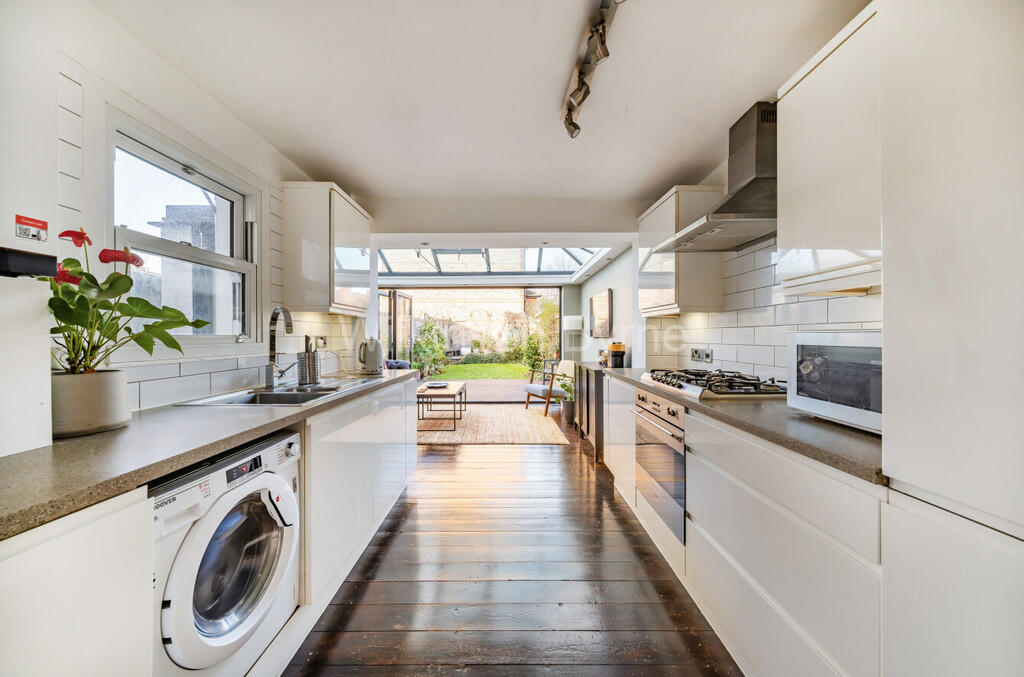 a4611317-647f-4c2...