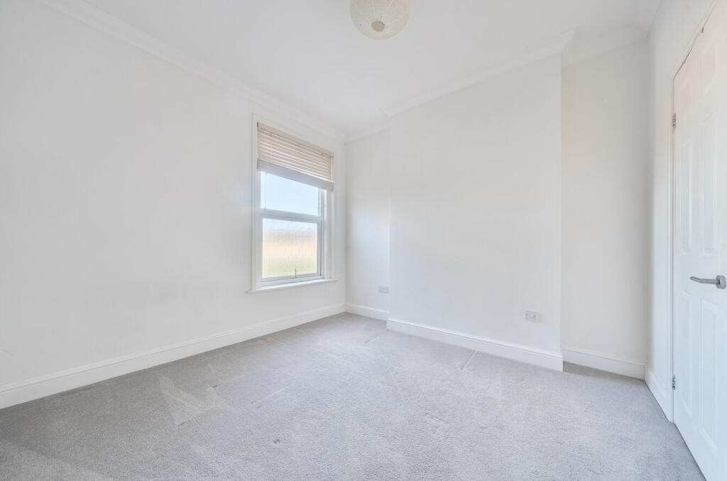 1317468-10-686574...