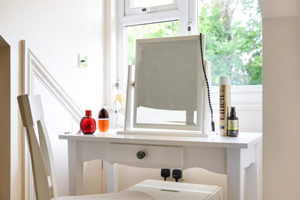 KINGSWOOD ROAD (4).jpg