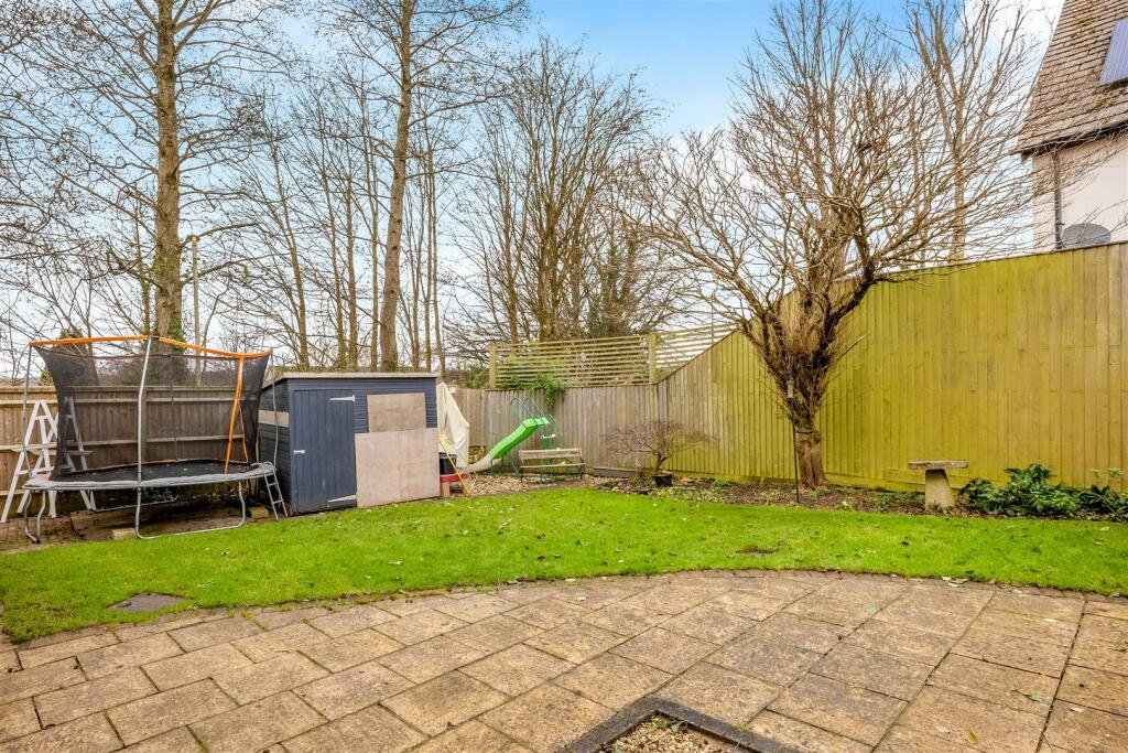 15 Withers Way-14.jpg