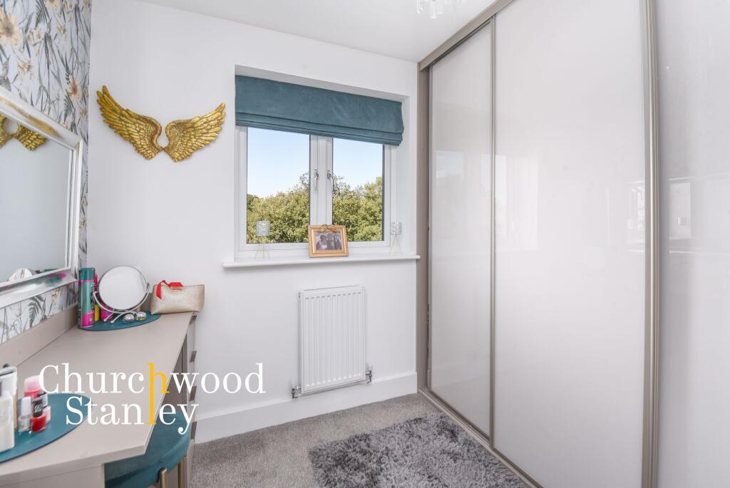Fourth bedroom