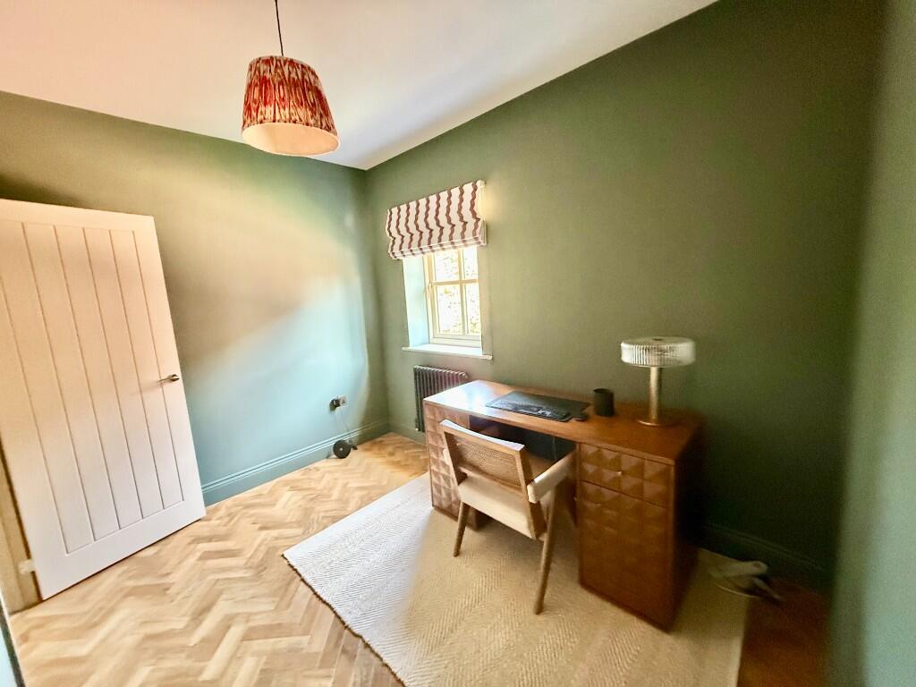 Bedroom 4 /Study