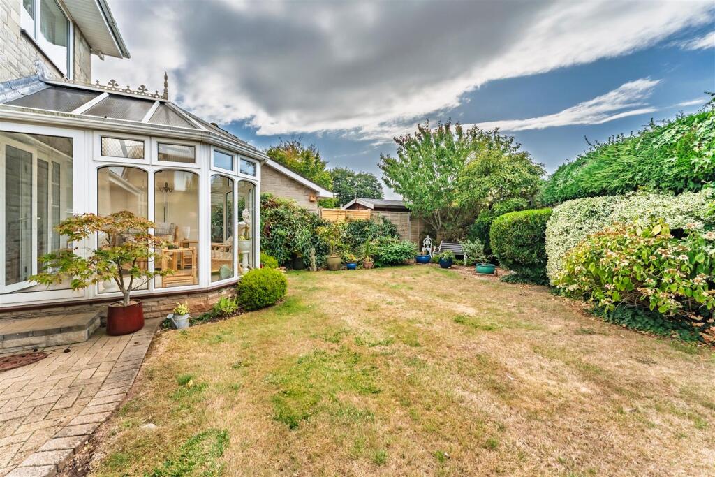 1.2 - rear garden.jpeg