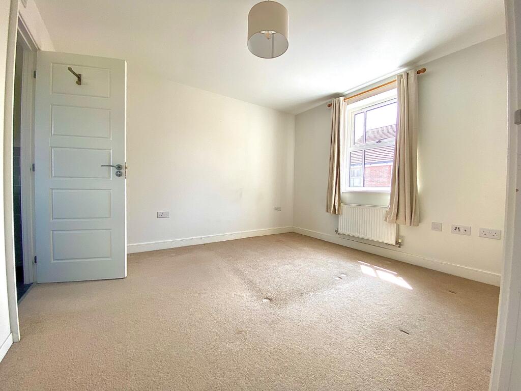 WhatsApp Image 2025-06-01 at 16.10.04 (1).jpeg