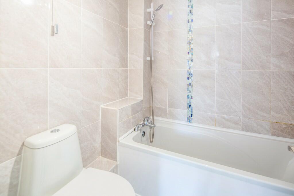Bathroom/Wc