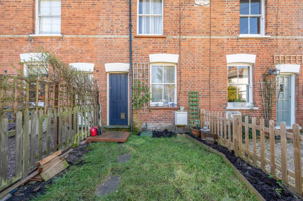 ERNEST COTTAGES,  (13).jpg