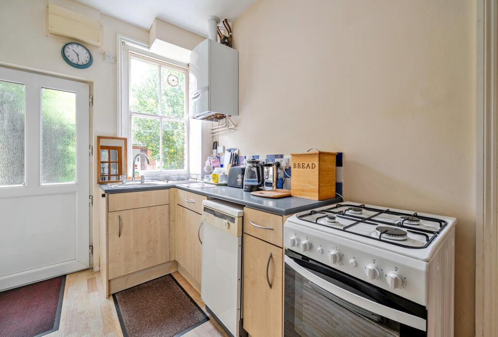 1307153-9-684fec0...