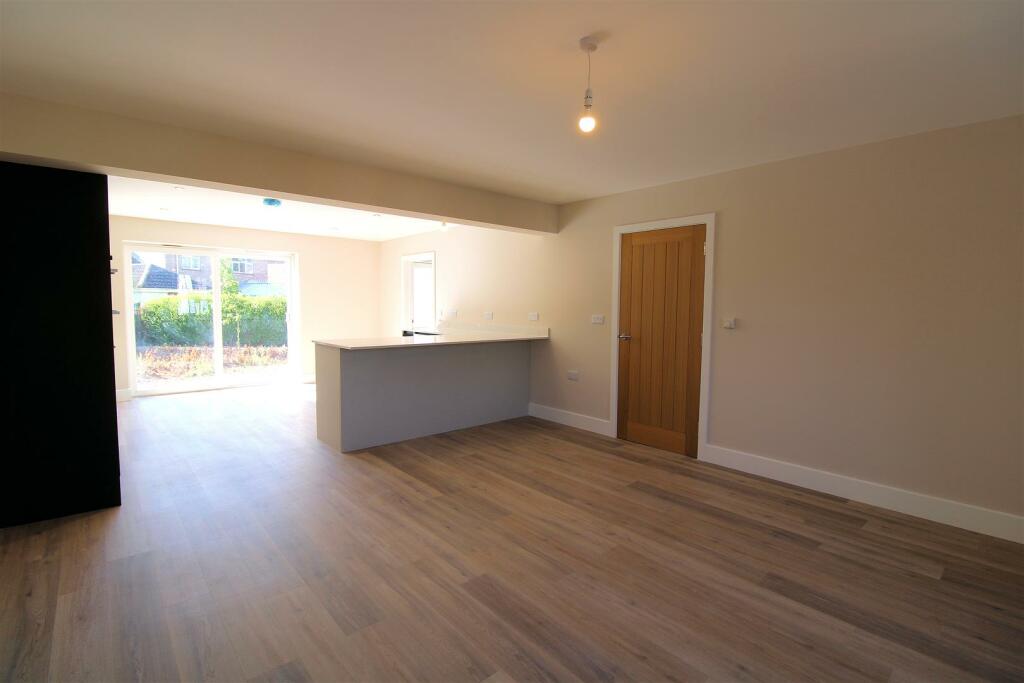 kitchen-family room