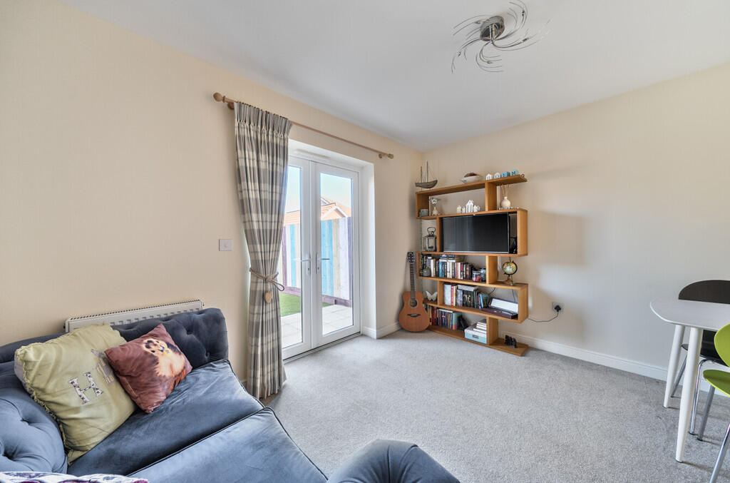 1311697-3-6852d15...