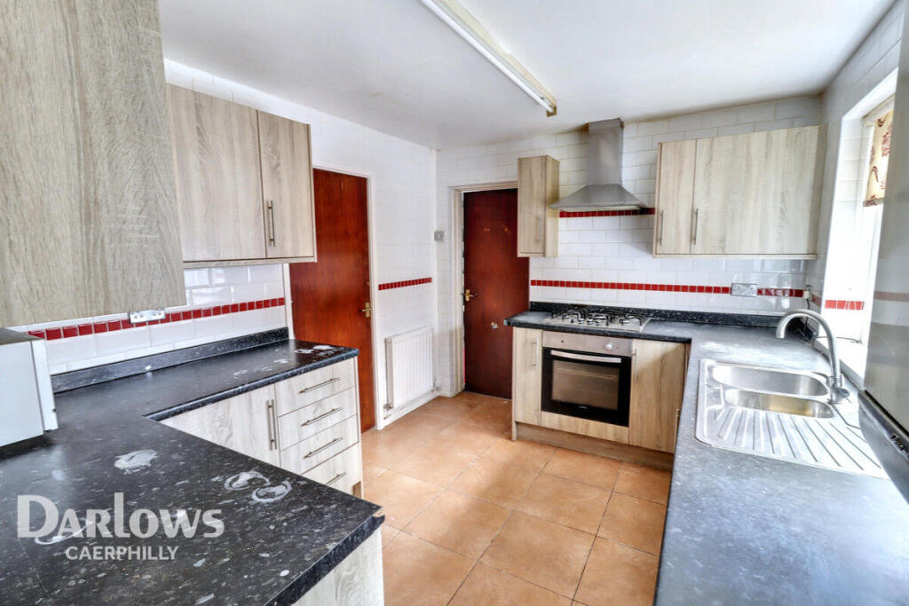 Commercial Street, Hengoed