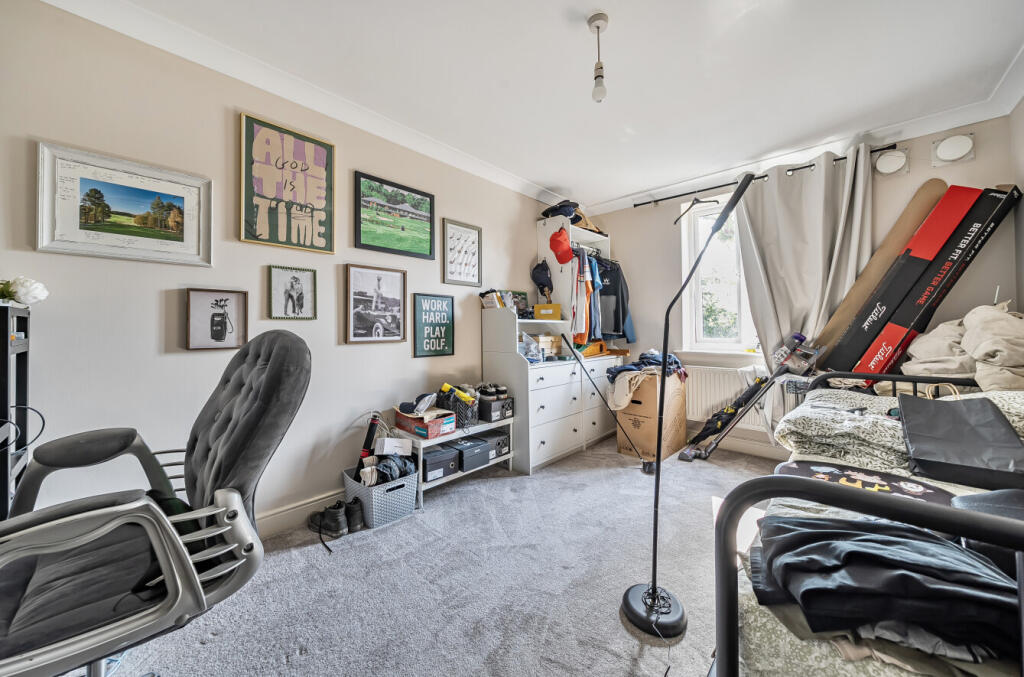 1340339-11-689b67...