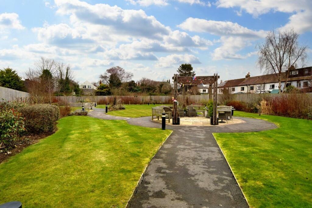 8541170-exterior02 (Medium).JPG