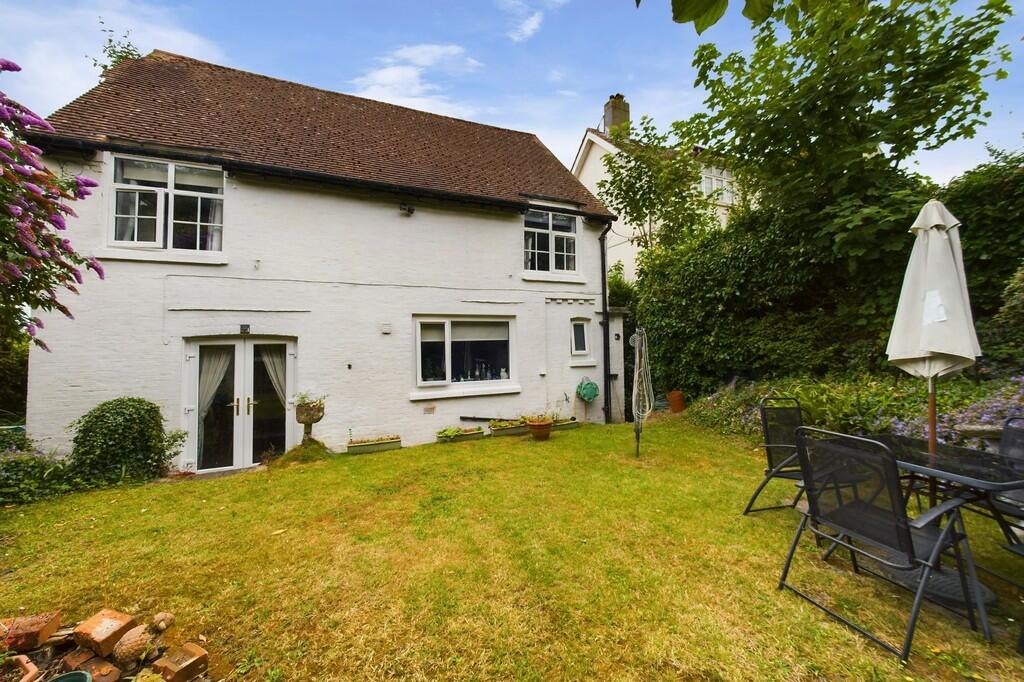 CAM01085G0-PR0380...