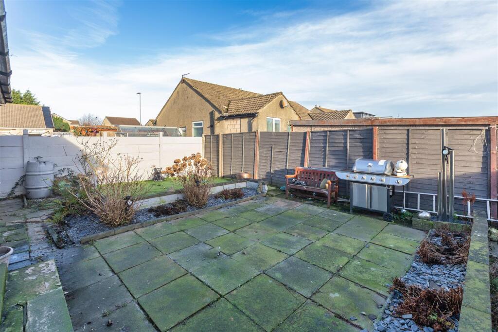 28 HAWKESHEAD DRIVE-9.jpg