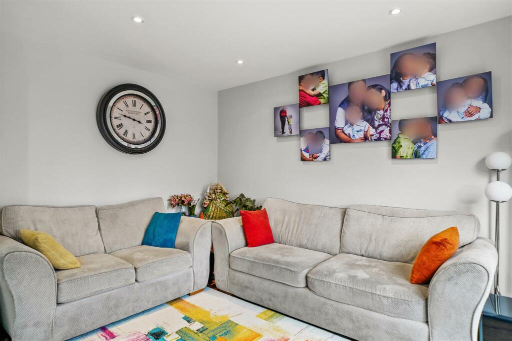 18 Eton Avenue - wfQtT1m6L2Pmkab6FAHY.jpg