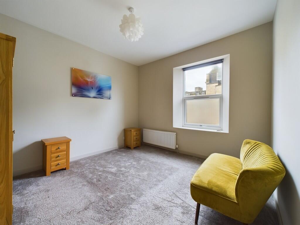 CAM02089G0-PR0410...