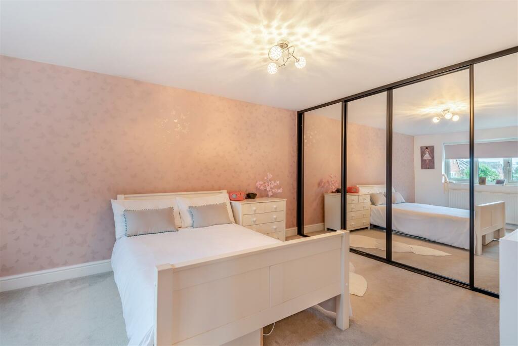 8632185-interior19.jpg