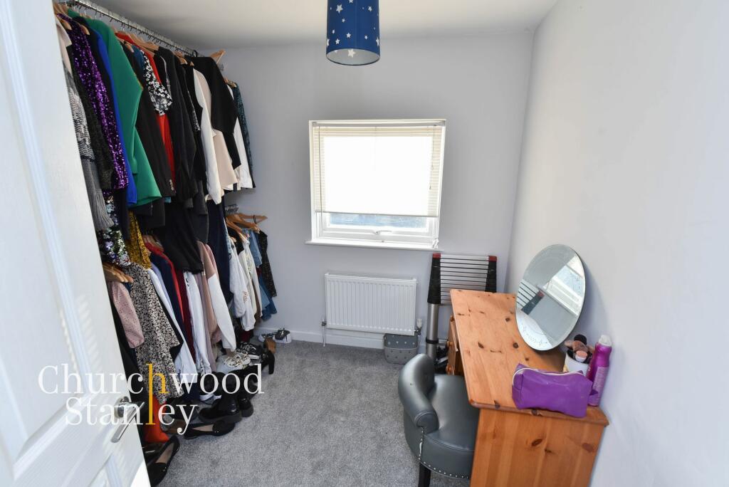 Fourth bedroom