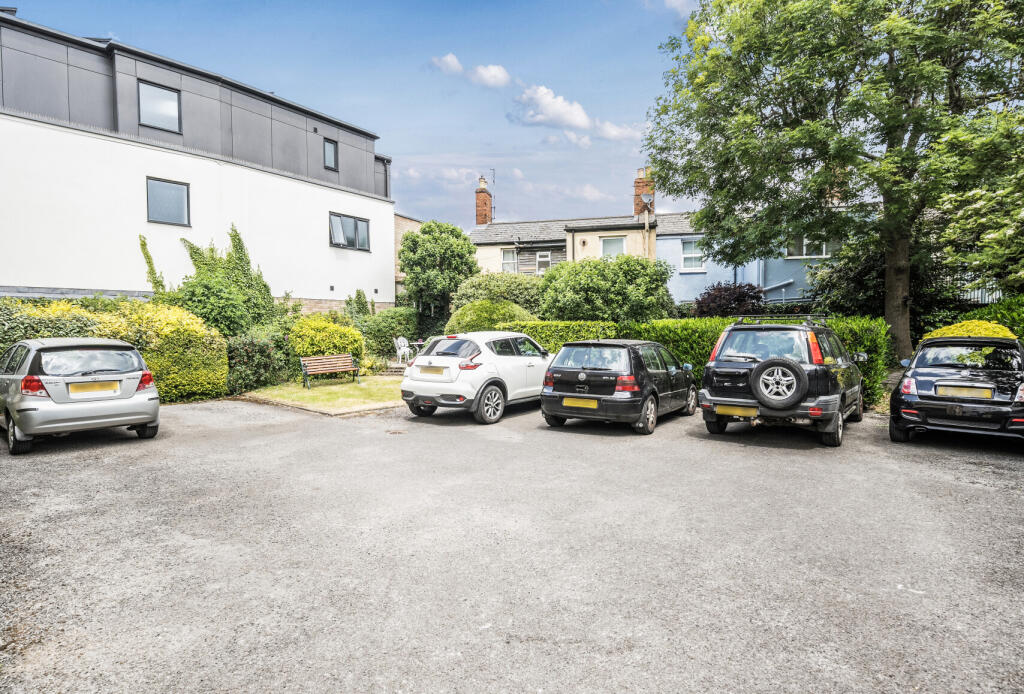 1300312-2-682f066...