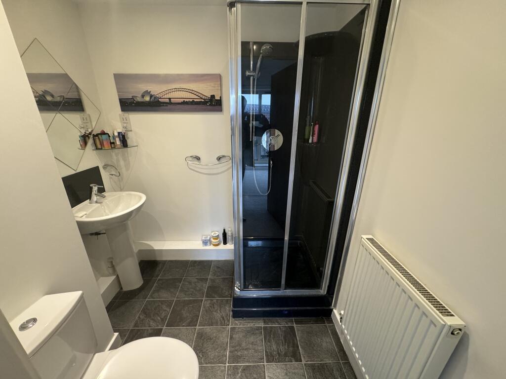 En-suite Bathroom