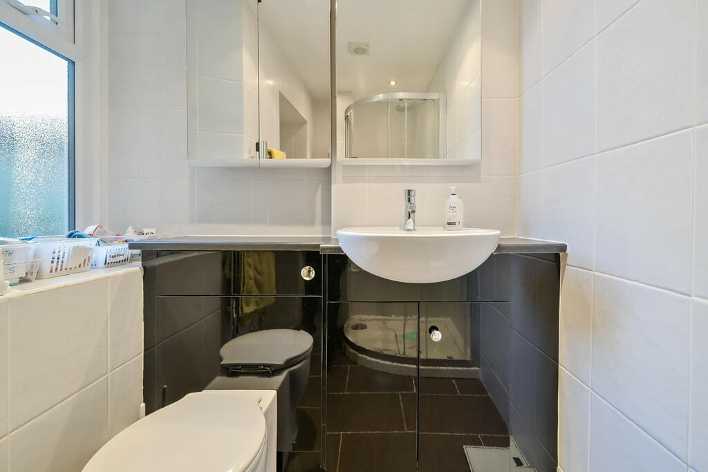 En-Suite Shower R...
