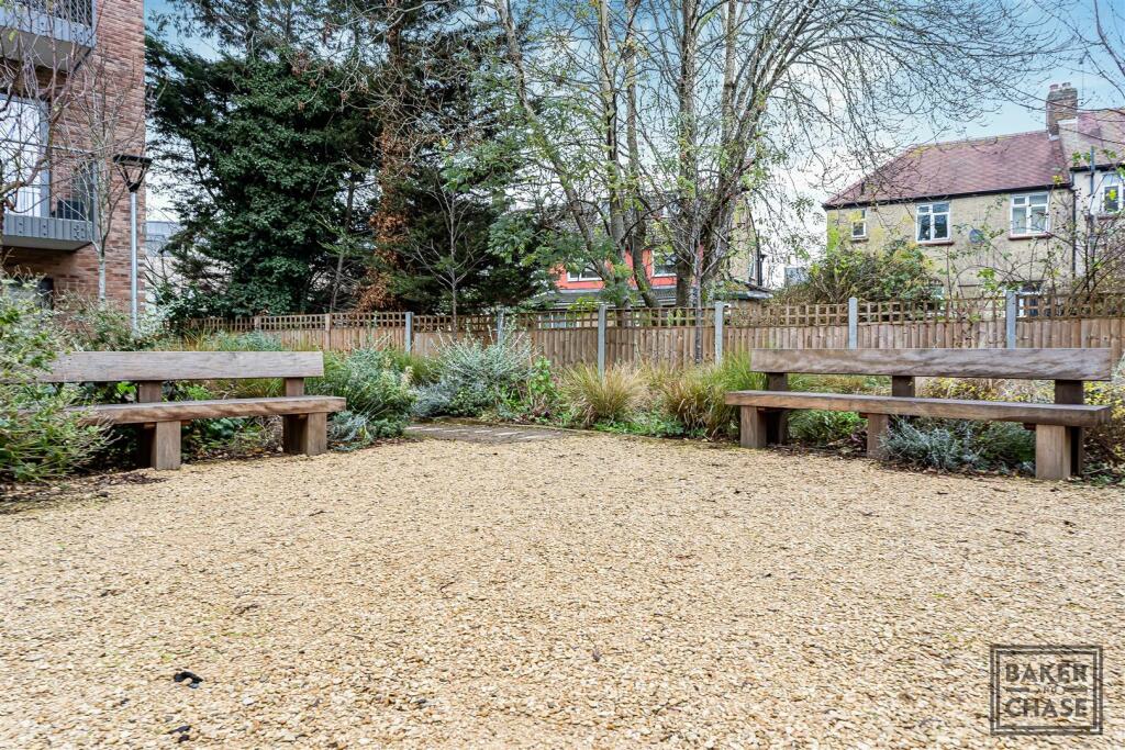 Car Park &amp; Communal Grounds