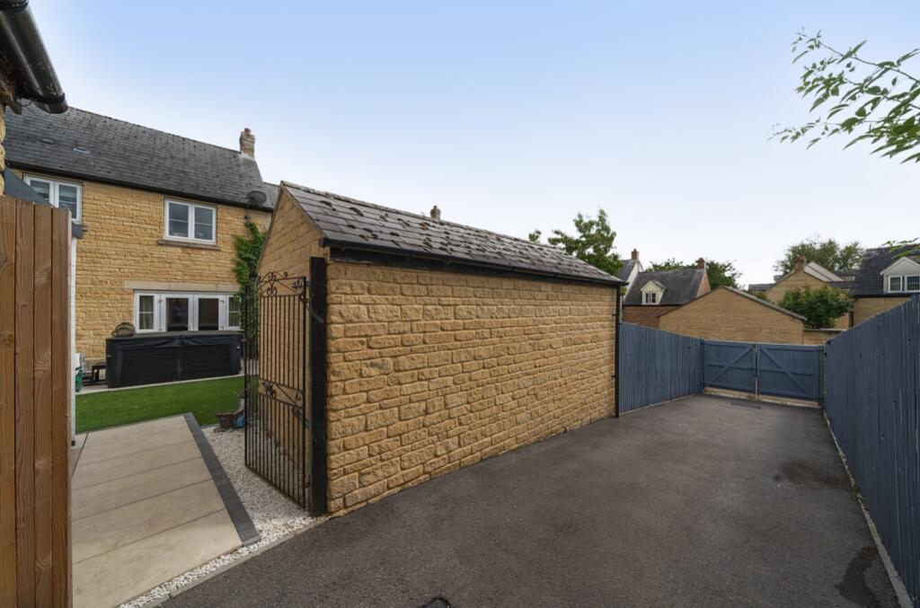 1339792-17-689df8ec054ab