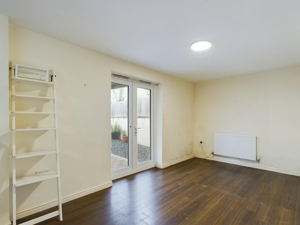 CAM02091G0-PR0099...