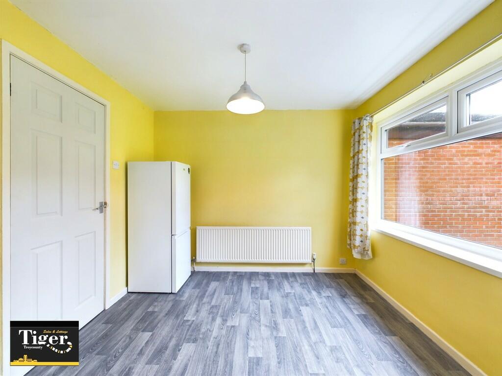 CAM03440G0-PR0142...