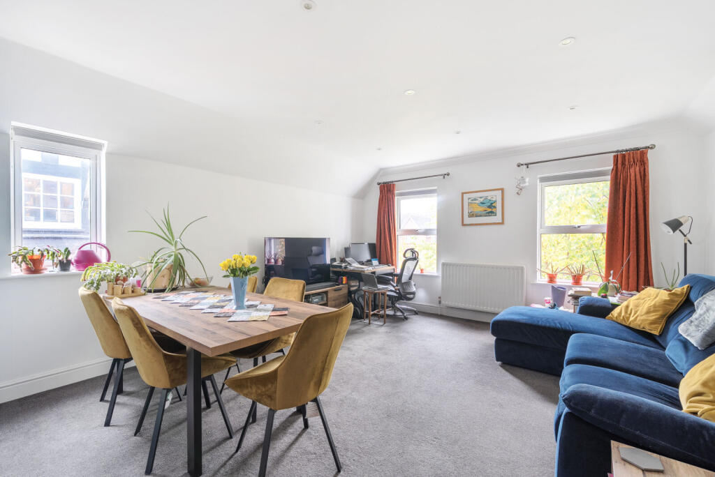 1356123-19-68e4ec...