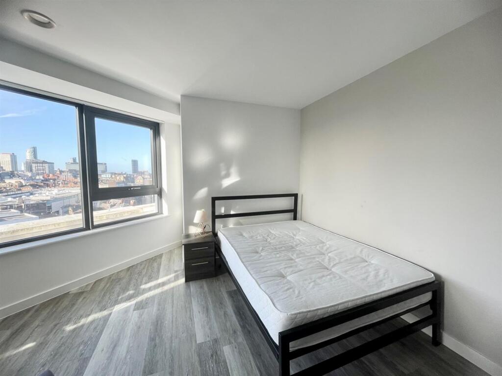 Bedroom.jpg