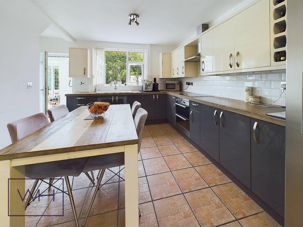 CAM03785G0-PR0066-ST