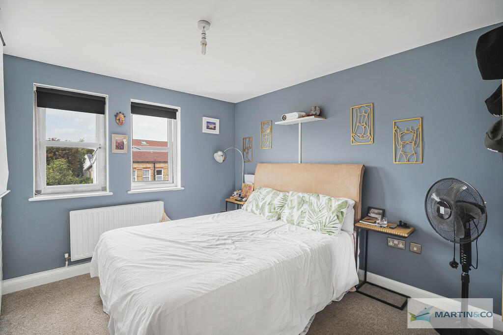 5_37763_watermark...