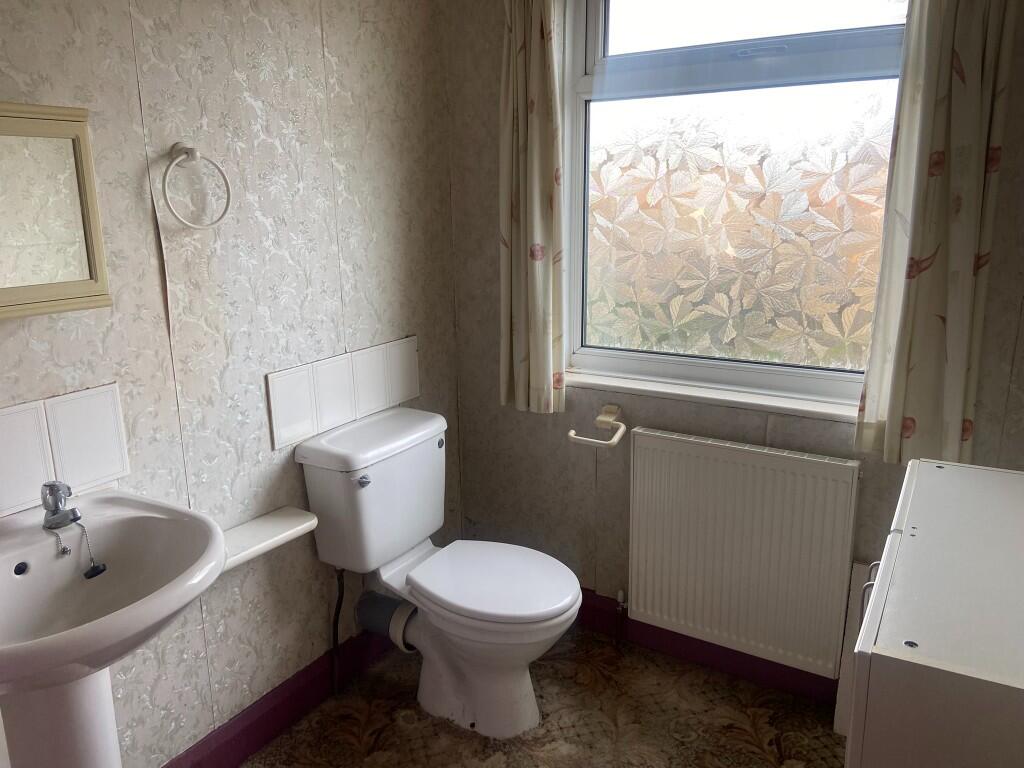 Frist Floor WC